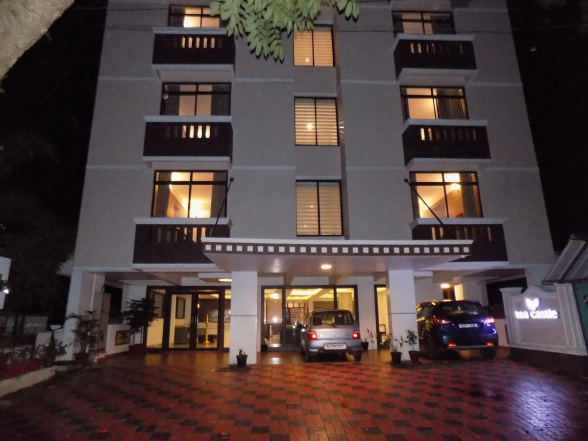 Hotel Tea Castle Munnar Esterno foto